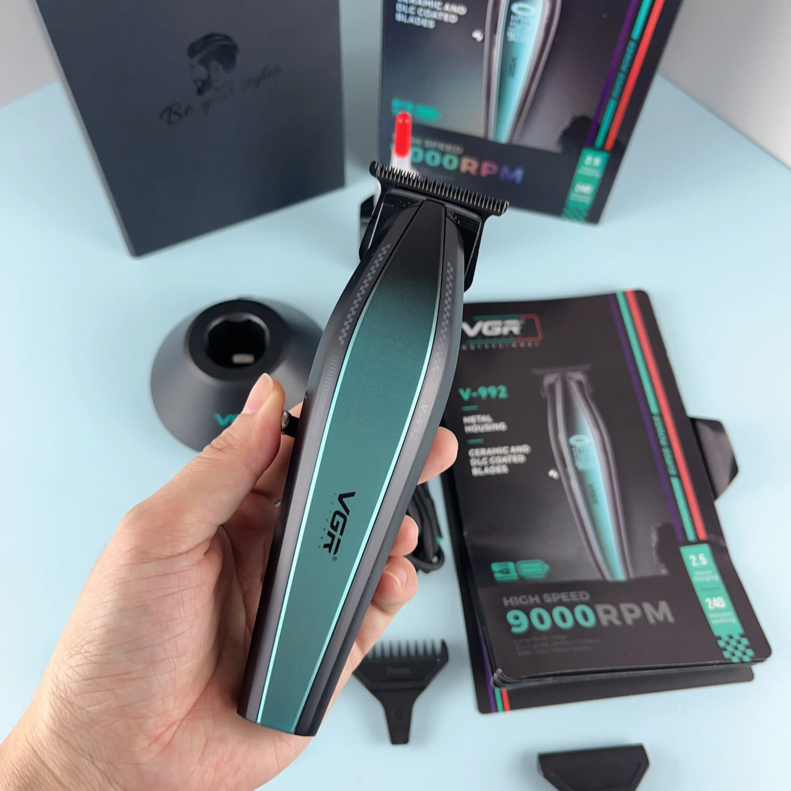 ماشین اصلاح مو سر و صورت وی جی آر مدل V-992